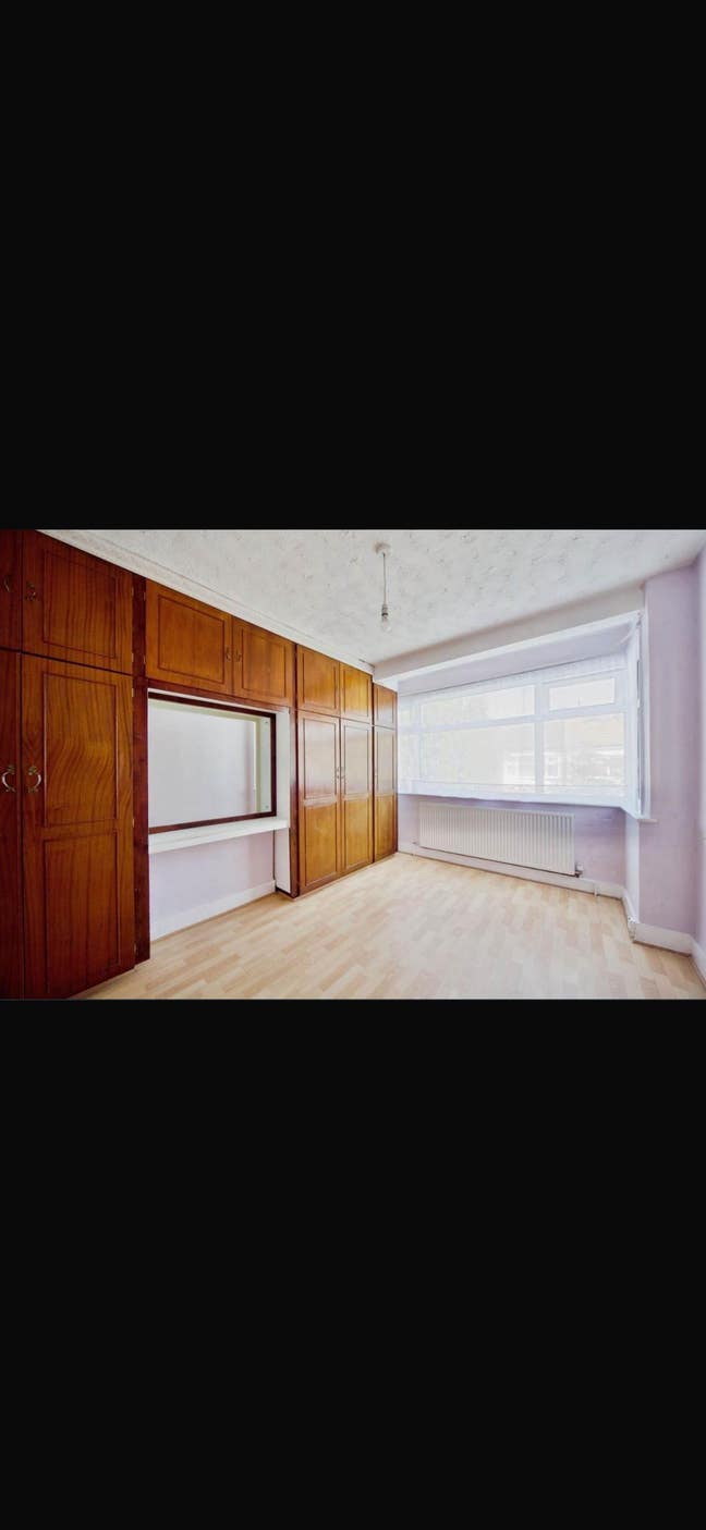 Spacious 3 Bedroom 2 Reception House With Parking  Main Photo