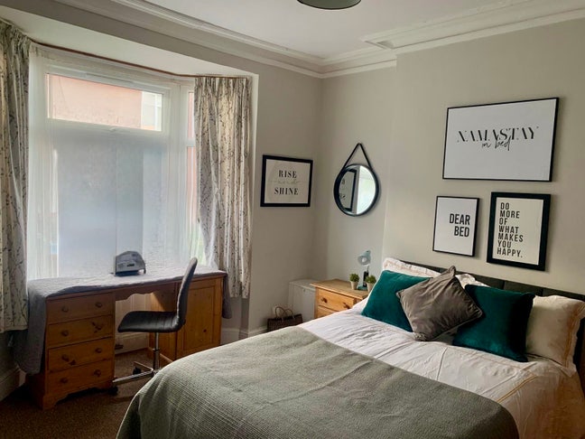 Room available now  - New St, B23 Main Photo