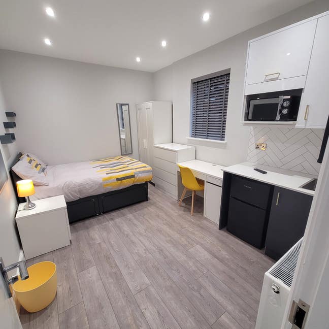 Luxury Ensuite Studio - Parking & Bills Inc Main Photo