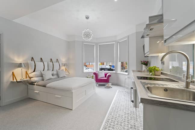 Beautiful Studio Close to Hospital and City Main Photo