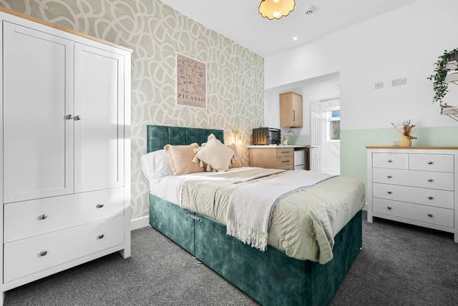 Brand New Ensuite Rooms Near the Town Centre💥 Main Photo