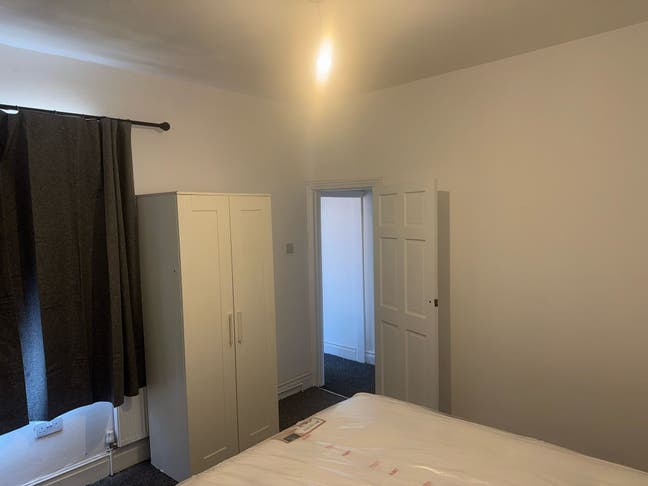 A room available  Main Photo