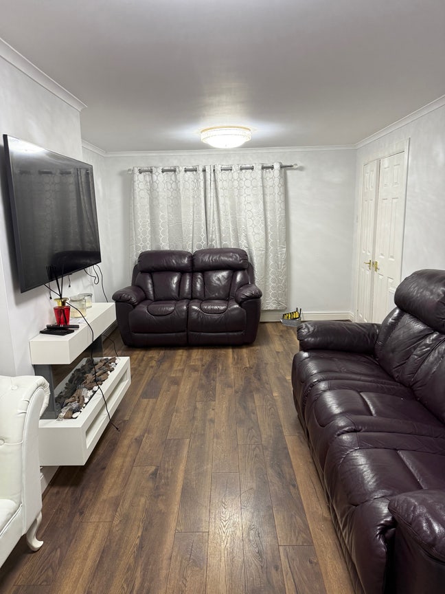 3 Bedroom property  Main Photo