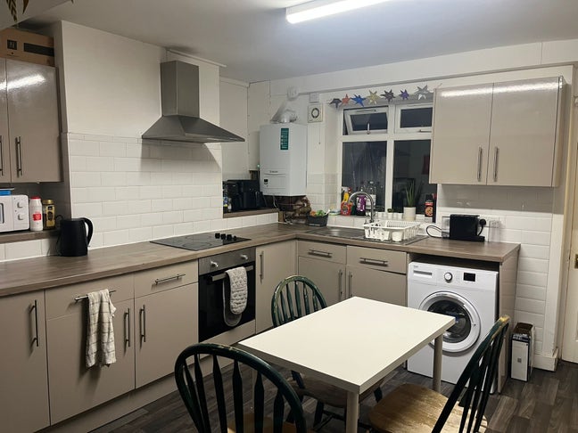 Double room for rent in Brighton  Main Photo