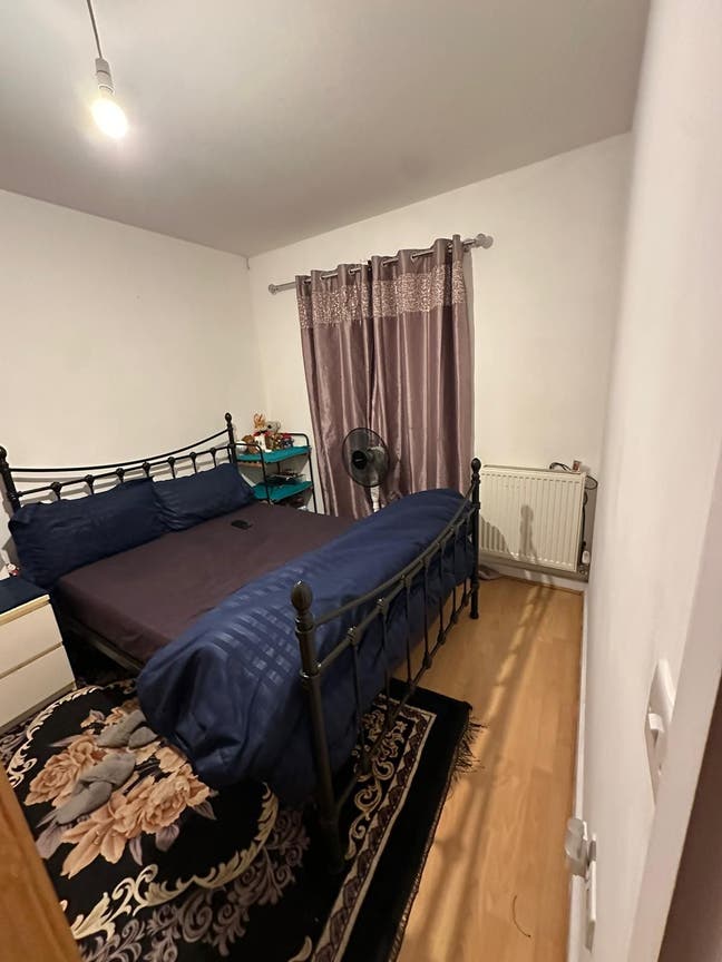 Fully Furnished Room – All Bills Included  UB5  Main Photo