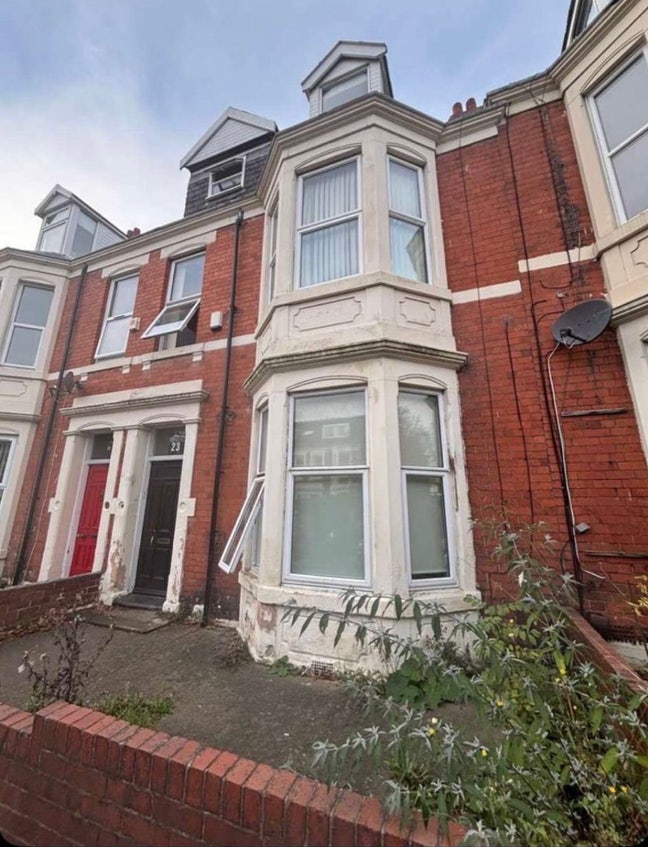 Room in shared house in West Jesmond Main Photo