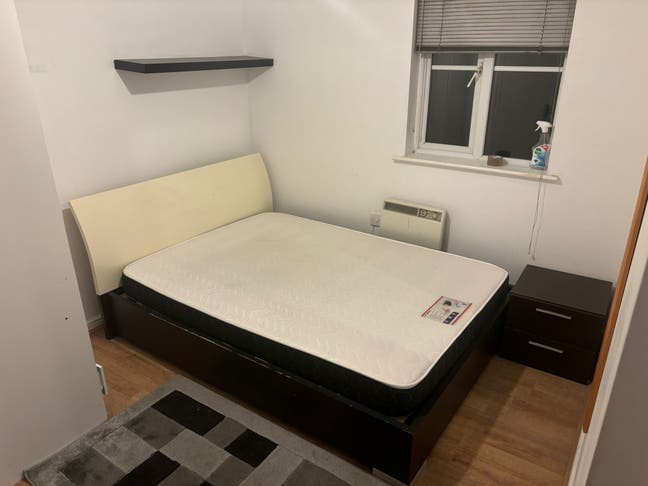 Upney IG11 – Double bedroom with ensuite Main Photo