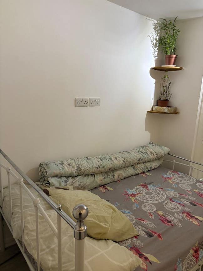 Spacious & Cosy Double Room in RG5 Main Photo