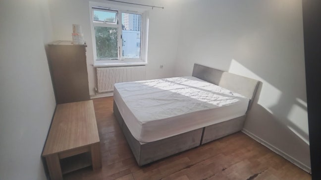 Double room available for couple Main Photo