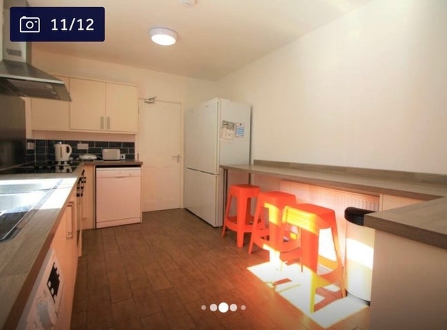 En-suite Room  Main Photo