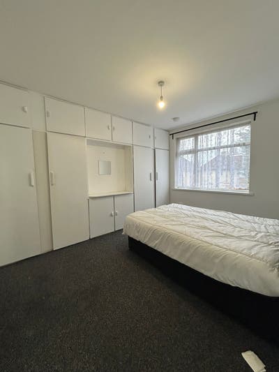 Beautifully decorated double rooms in Hounslow  Main Photo