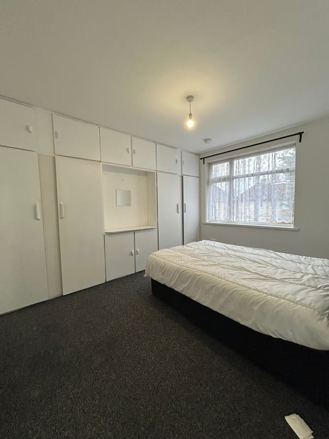 Beautifully decorated double rooms in Hounslow  Main Photo