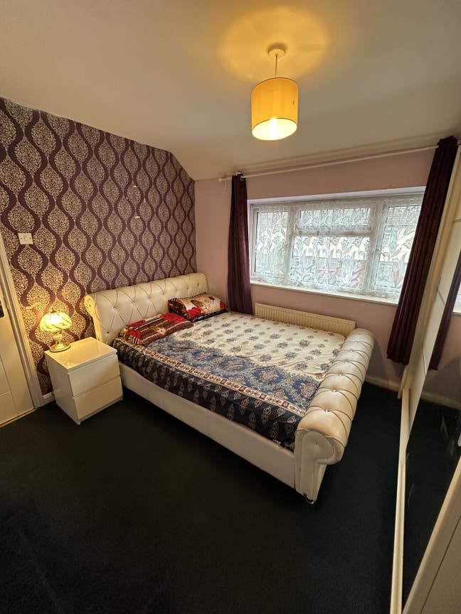 Double room to let  Main Photo