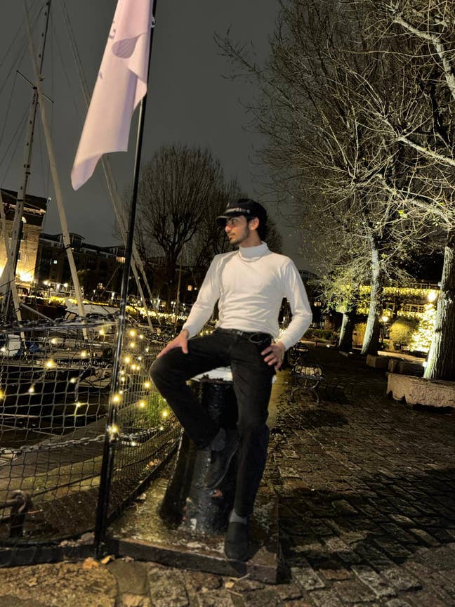 Simgle Room / flat share needed in west london Main Photo