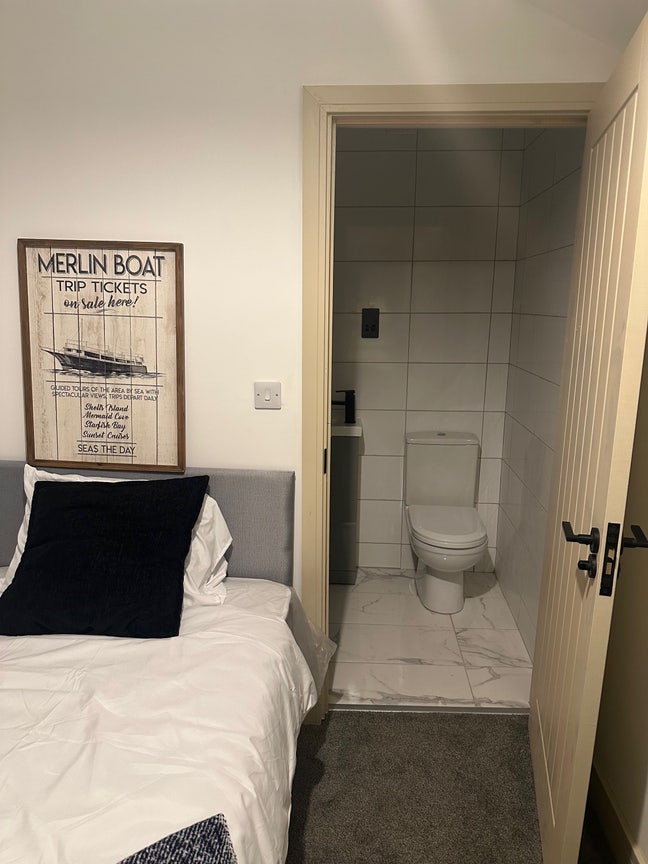 🌟 Luxury En-Suite Rooms | Newly Refurbished  Main Photo