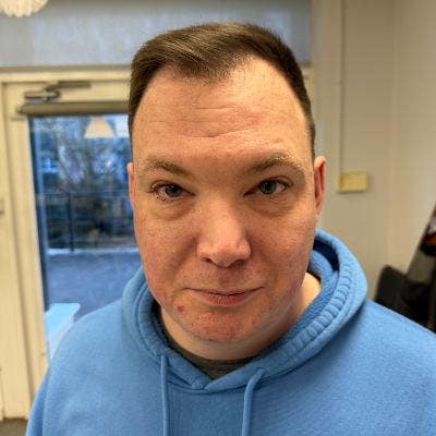 Professional Male seeks a double room Main Photo