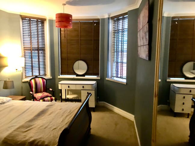  Double  room2  available  in  SE5 -  950  Pcm Main Photo