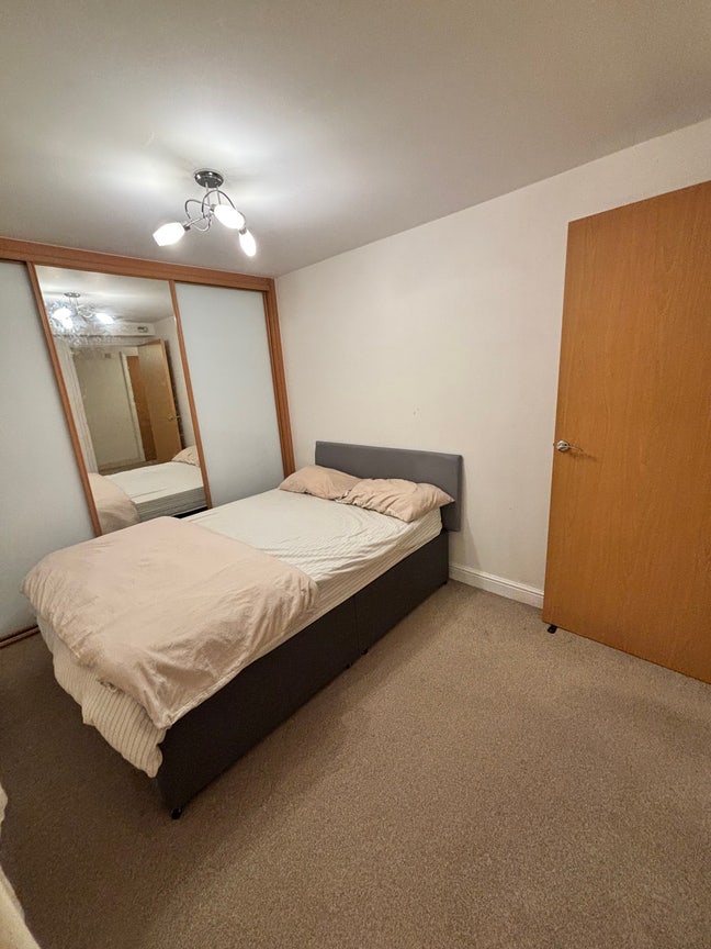 Furnished Double Room Main Photo