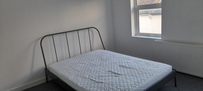 Double room in Chatham for Single  Main Photo