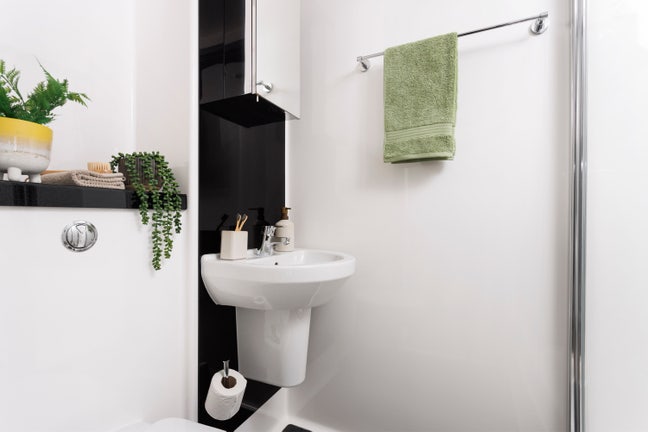 Unite Students Houghall Court Ensuite room Main Photo