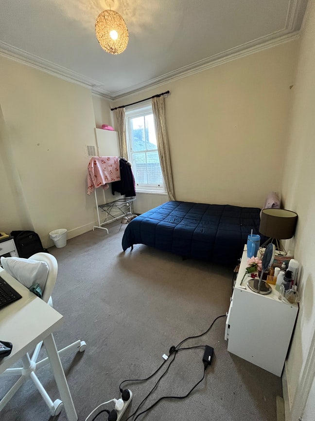 Spacious double room in Balham Main Photo