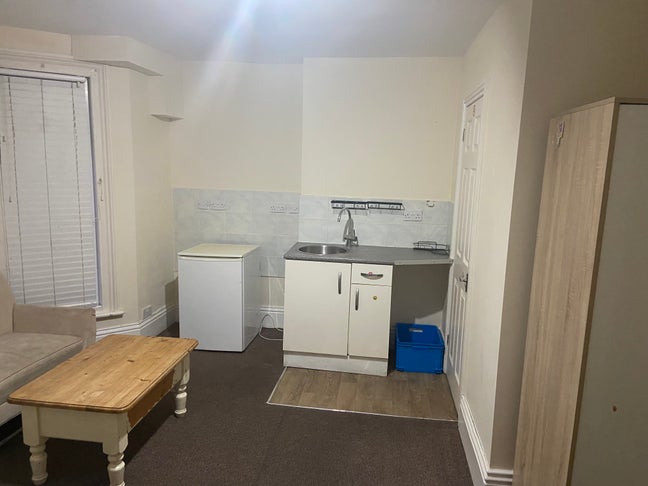 A double  room with en-suite.  Main Photo