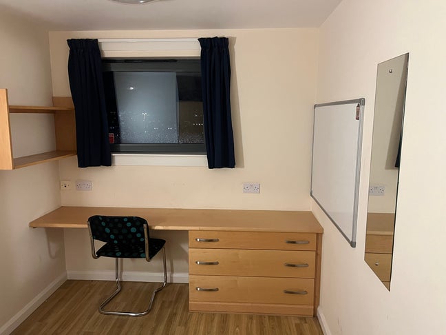 Trinity Square student accommodation flat  Main Photo