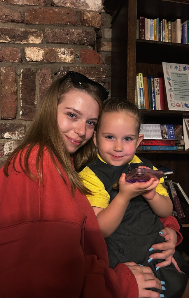 Double Room Needed Main Photo