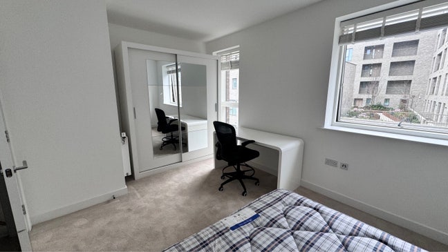 📍 Spotless double in a modern house!  Main Photo