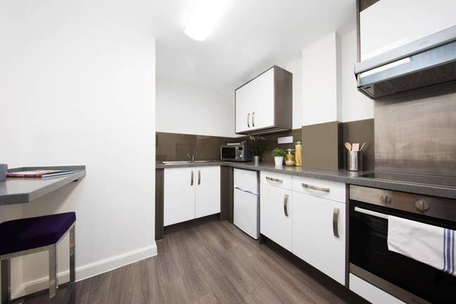 Urgent Hepworth Lodge Tenancy Takeover! Main Photo