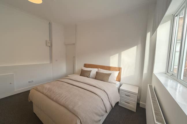 Spacious Double En-suiite Rooms Main Photo