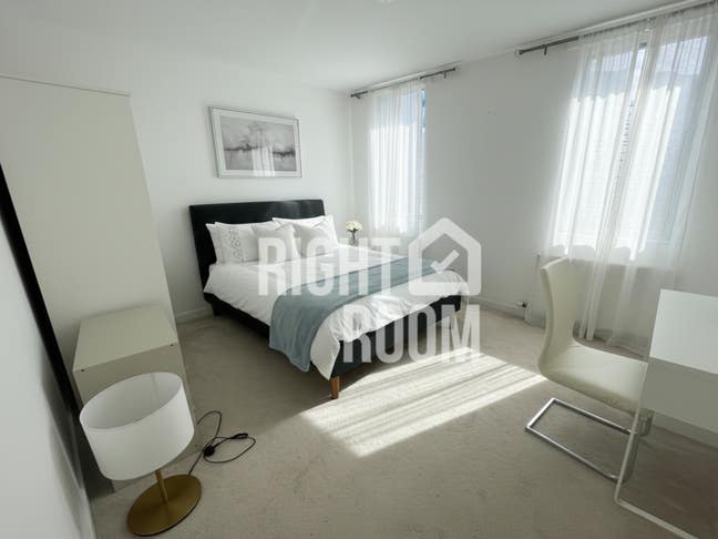 Kings Cross - 2 Rooms - All Bills inc - Amazing! Main Photo