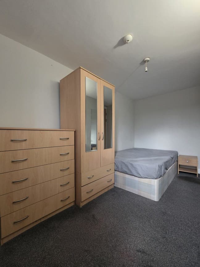 Room Available in Roath - Utility bills included Main Photo