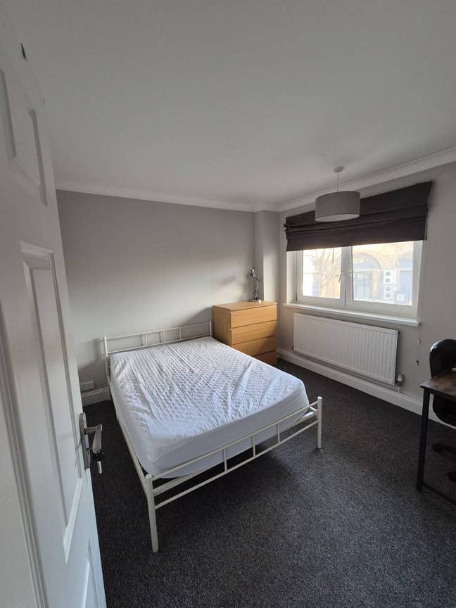 Charming Room in Bermondsey, London Main Photo