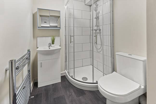 ✨The Property With Park Views in PE7 - Molyneux Main Photo