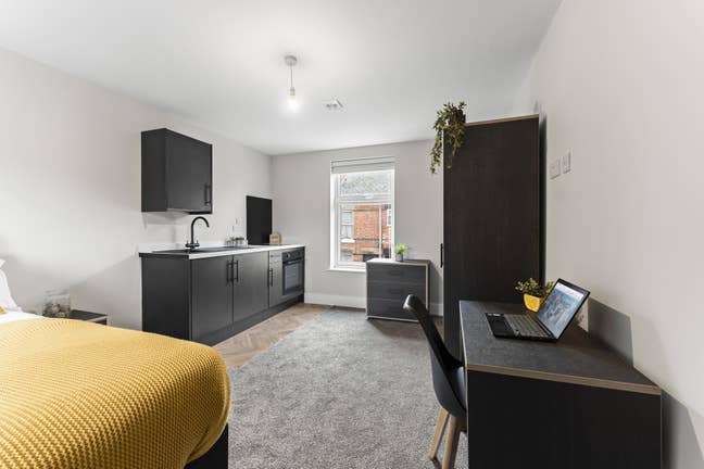 ⭐Sublime Studio To Rent In Derby  Main Photo