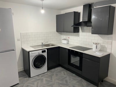Modern Two bedroom Flat Main Photo