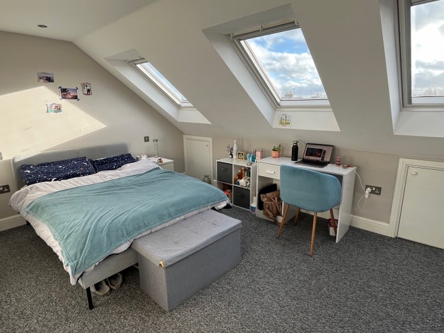 Big, sunny double in Southfields✨ Main Photo