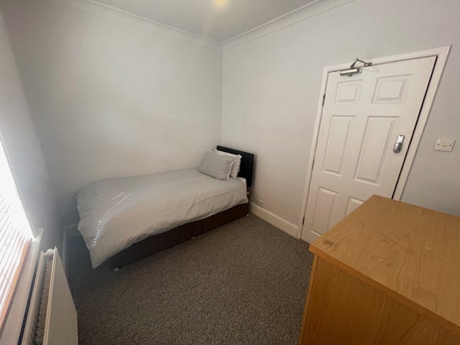 Room to Rent,All Bills inc,No Deposit,Ff Main Photo