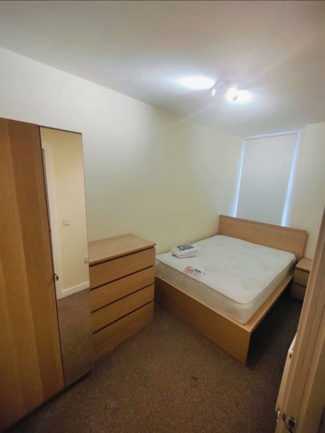 🌟Bright Double Room in Modern 2-Bed House 🌟 Main Photo