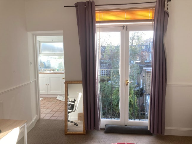Lovely ensuite double room in Hammersmith for 670 Main Photo