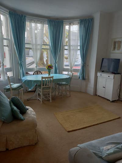 Double Room in Hove from end January_1st February Main Photo