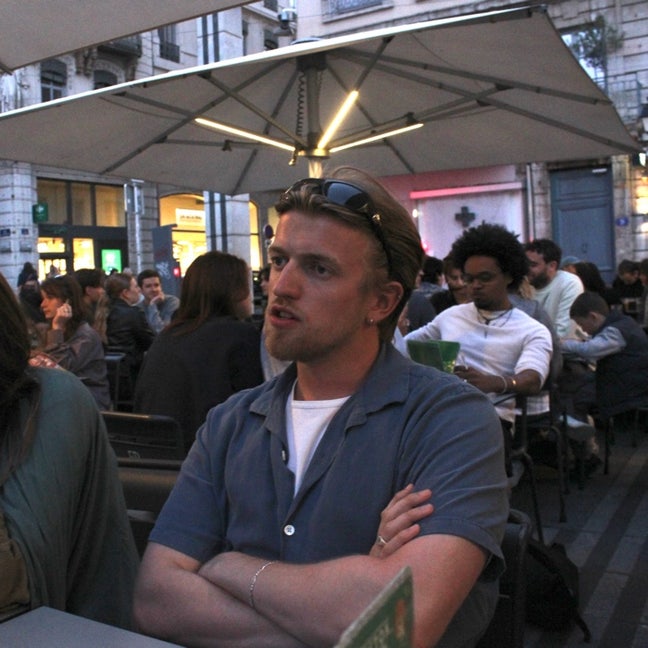 Looking for a flatshare! Main Photo