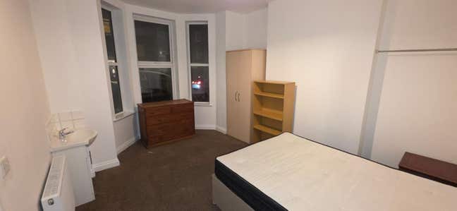 🏠 Large double room in prof house with Garden🌿 Main Photo