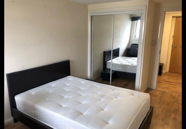 Short term let  Main Photo