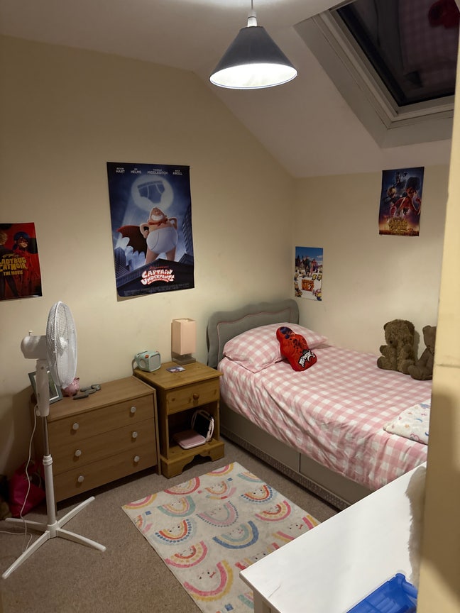 Room for rent  Main Photo