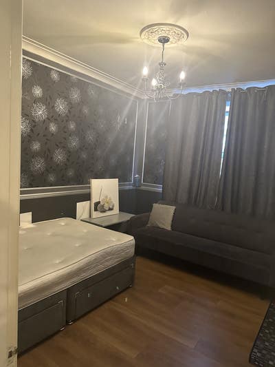 Room to let  Main Photo