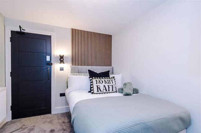 Luxury Double En-Suite & Studio for Rent - Crewe Main Photo