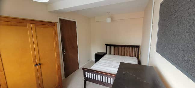 Good Sized Double, great location for universities Main Photo