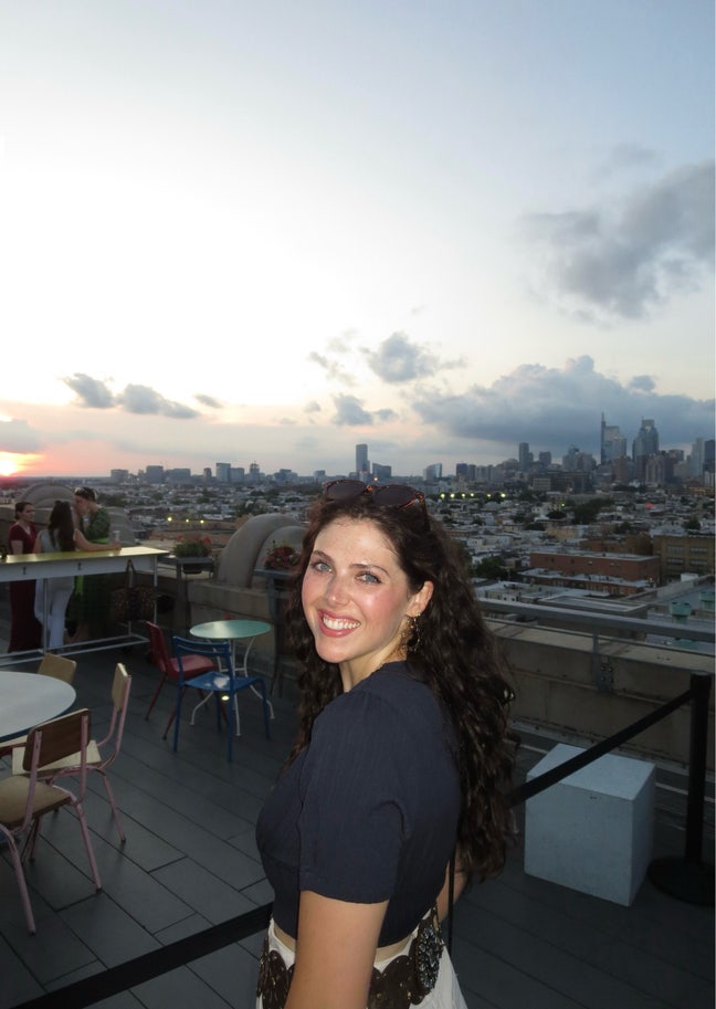 Looking For a Room Main Photo